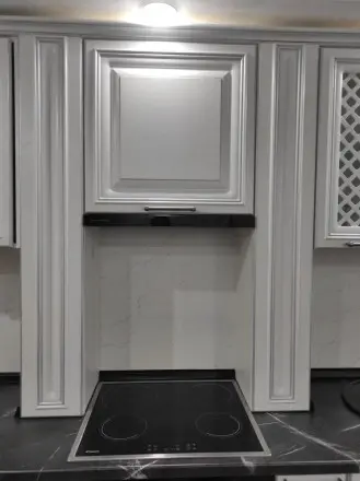 Кухня Массив Бианко патина серебро